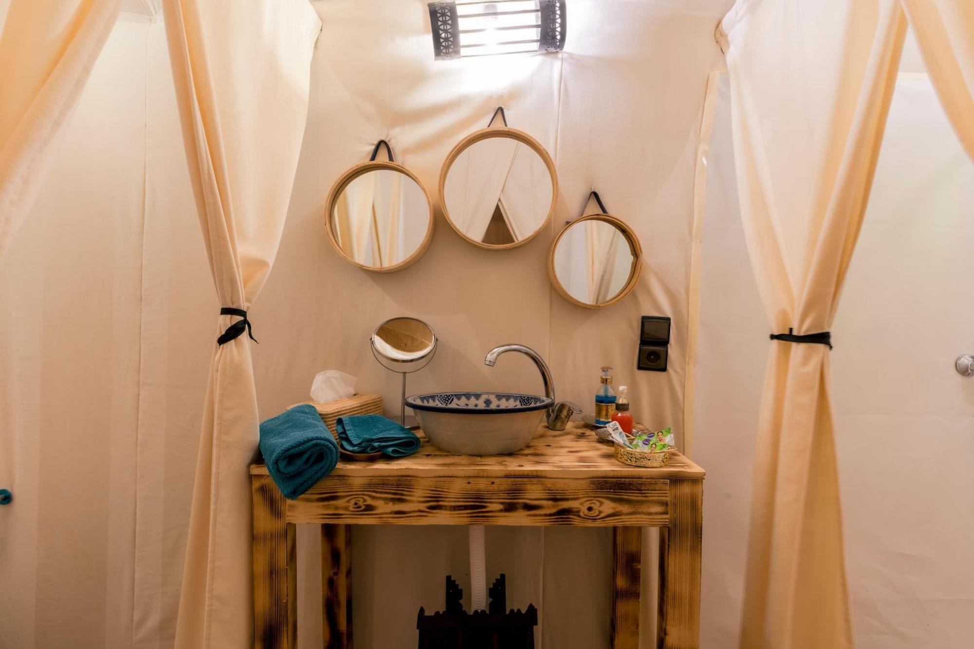 Soleil Camp & Camel Trekking Otel Merzouga Dış mekan fotoğraf