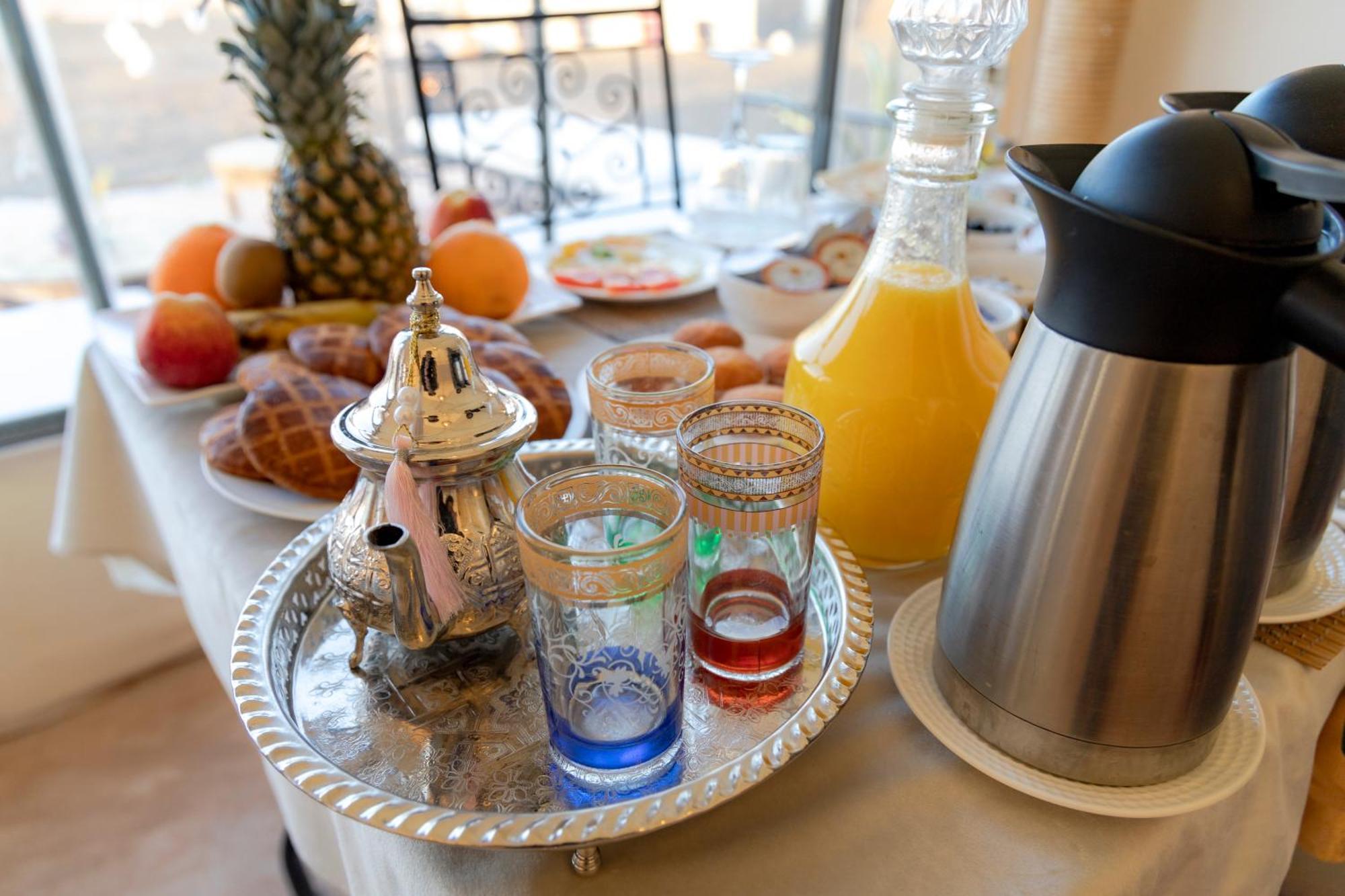 Soleil Camp & Camel Trekking Otel Merzouga Dış mekan fotoğraf